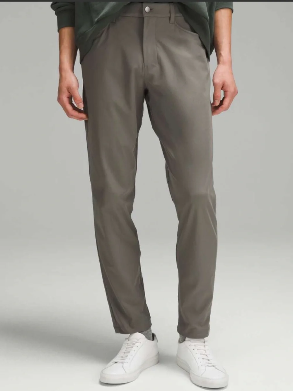 Lululemon ABC Slim Fit 5 Pocket Pant 32”  Warpstreme Size 44 Workout Casual Gym
